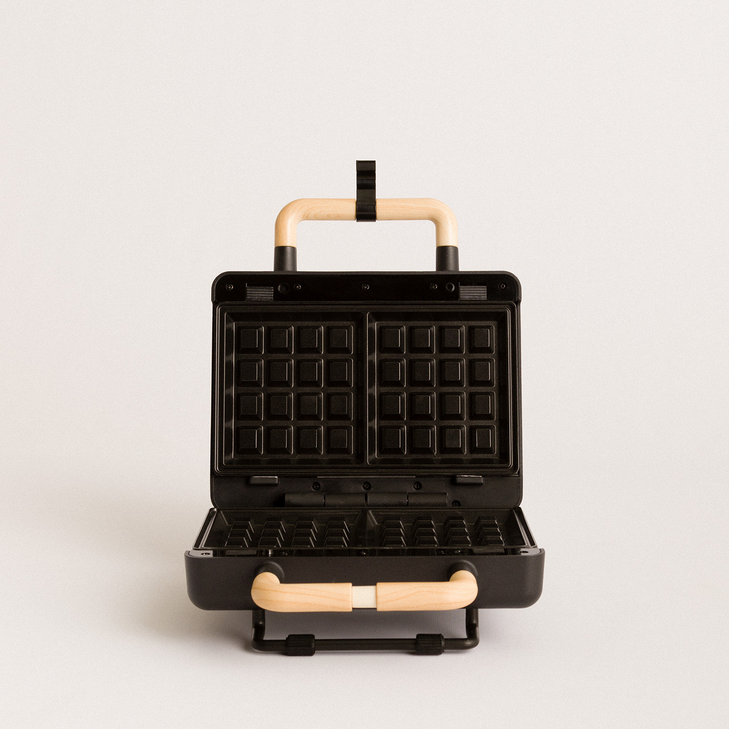 STONE 3 IN 1 STUDIO Sanduicheira Grill e máquina de waffles com placas intercambiáveis